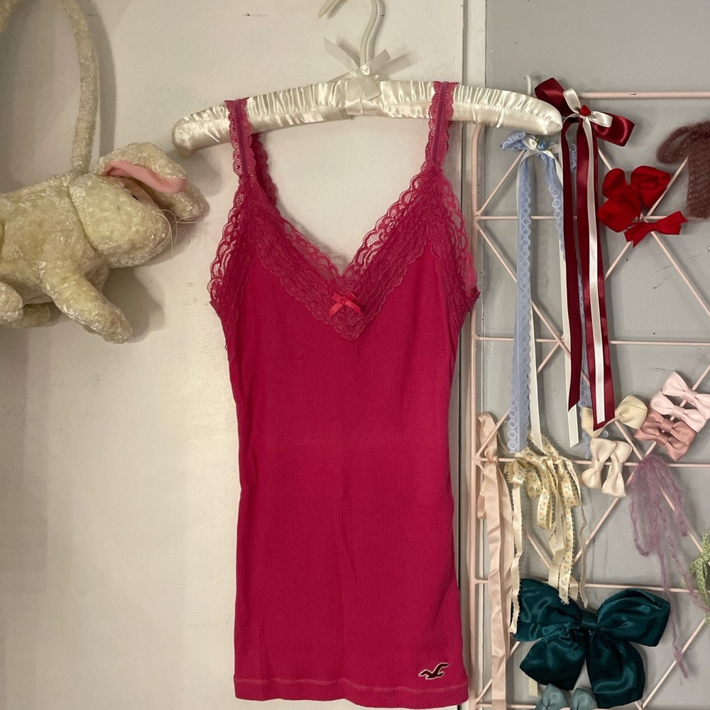 XS Pink 2000s Hollister Tank